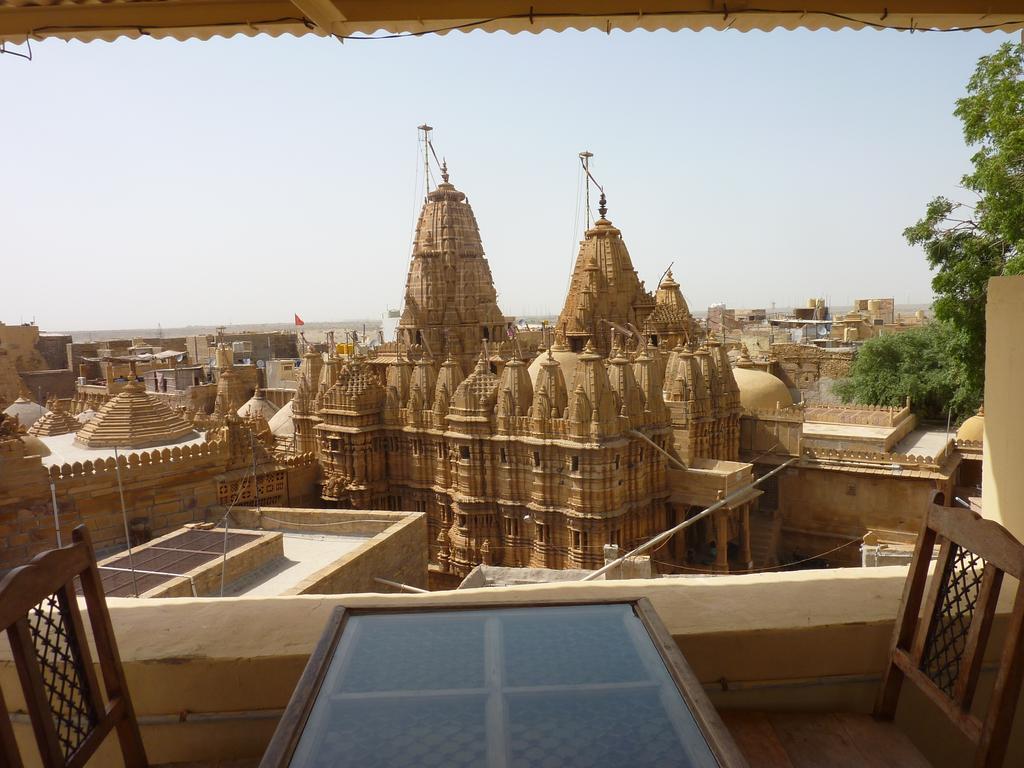 Mud Mirror Guesthouse Jaisalmer Dış mekan fotoğraf