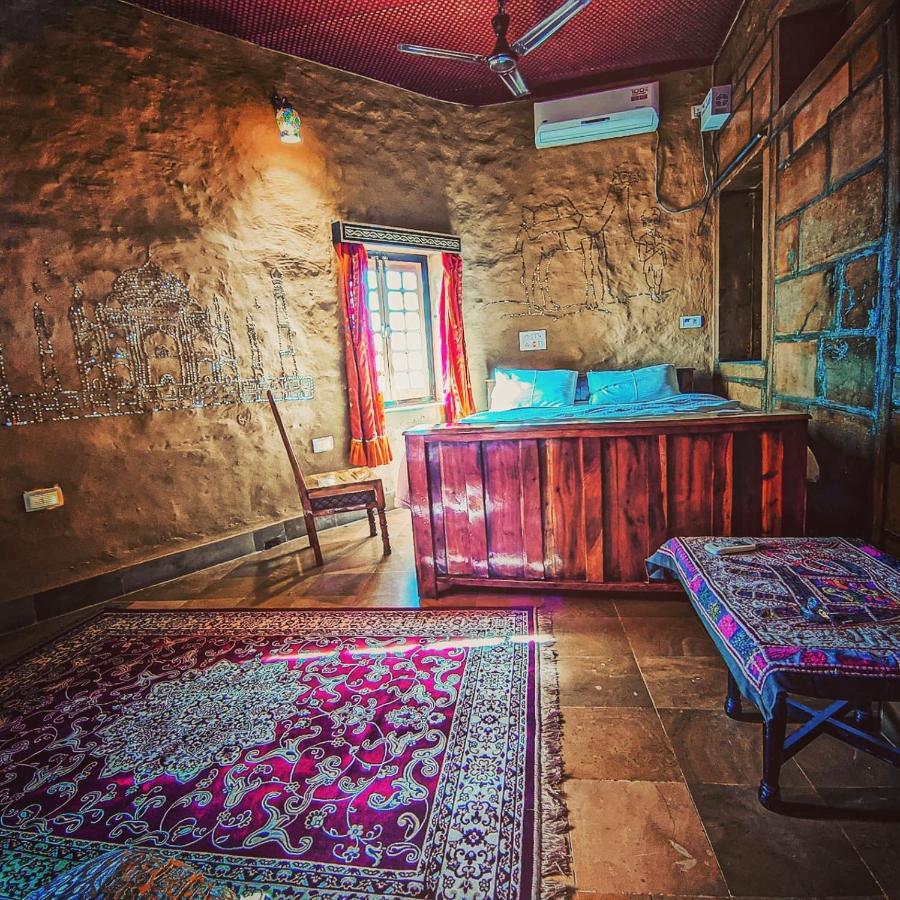Mud Mirror Guesthouse Jaisalmer Dış mekan fotoğraf