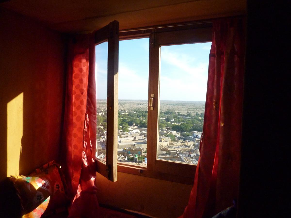Mud Mirror Guesthouse Jaisalmer Dış mekan fotoğraf