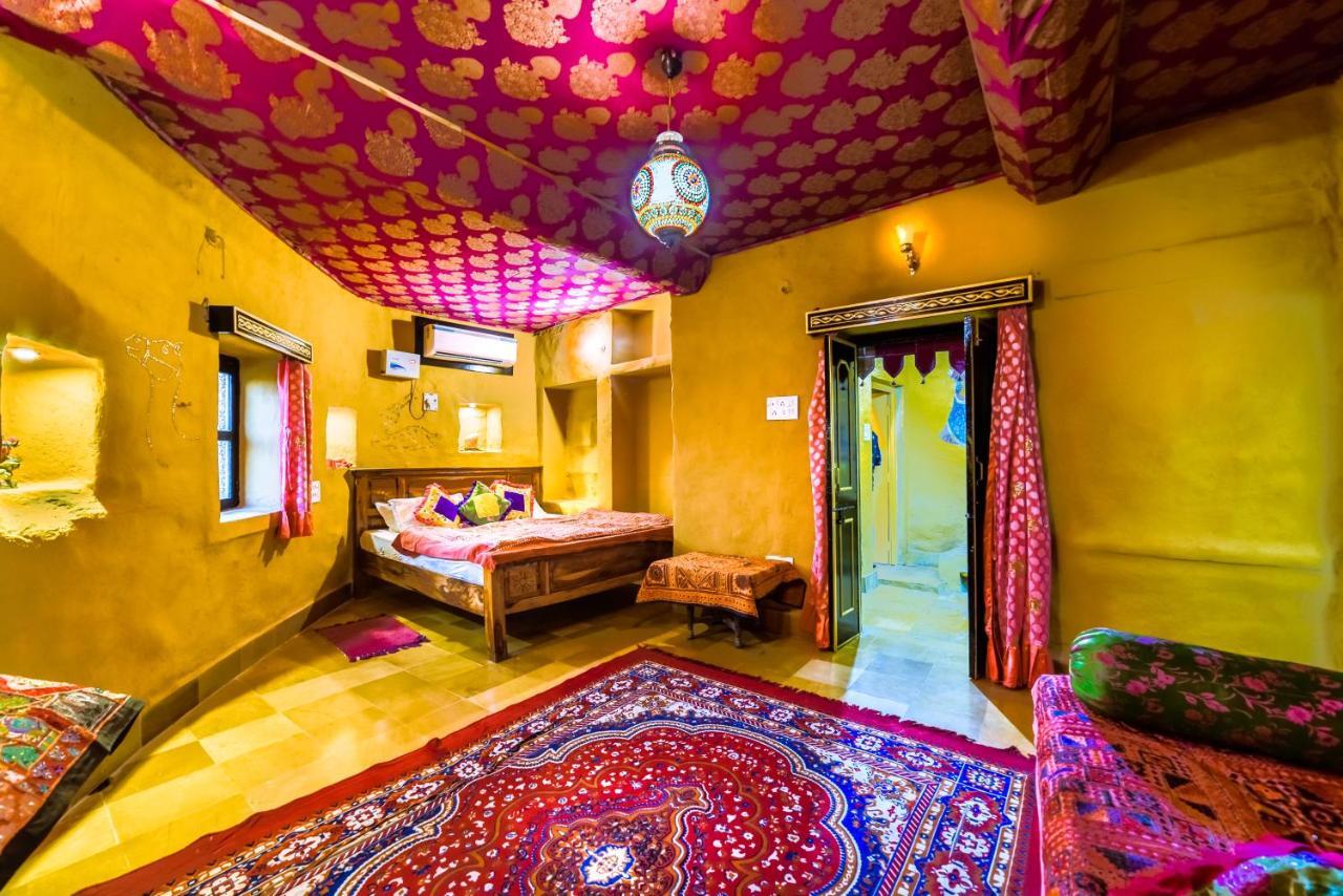 Mud Mirror Guesthouse Jaisalmer Dış mekan fotoğraf